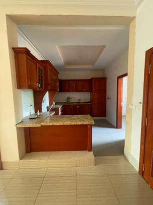 APPARTEMENT  CHAMBRE SALON A NGAPAROU image 8