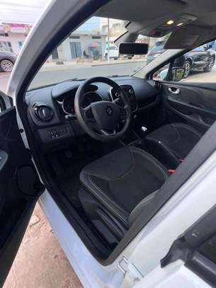 Clio 4 image 6