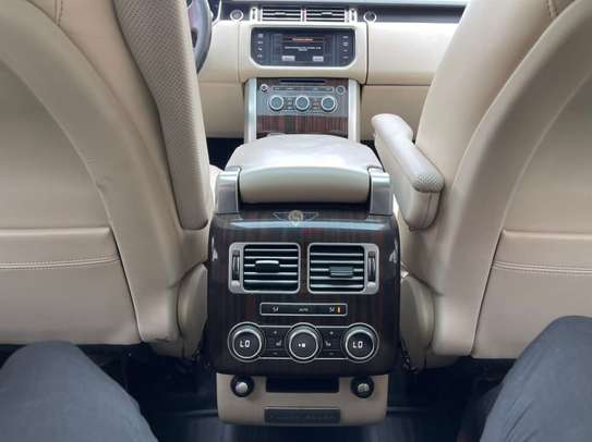RANGE ROVER VOGUE 2015 image 6
