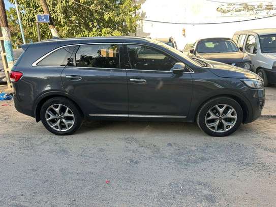 Kia sorento image 5