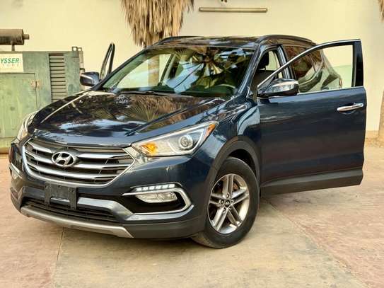 Hyundai Santa fe 2017 image 2