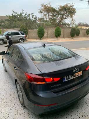 Location Hyundai Elantra 2018 image 7