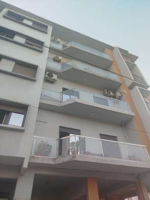 Appartement à louer au Point E. image 3