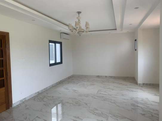 Appartement neuf grand standing aux Almadies image 11