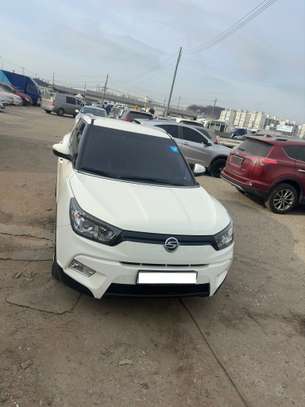 SSANGYONG TIVOLI image 1