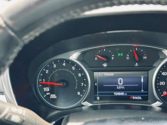 Chevrolet Equinox 2018 SUV argent spacieux image 6