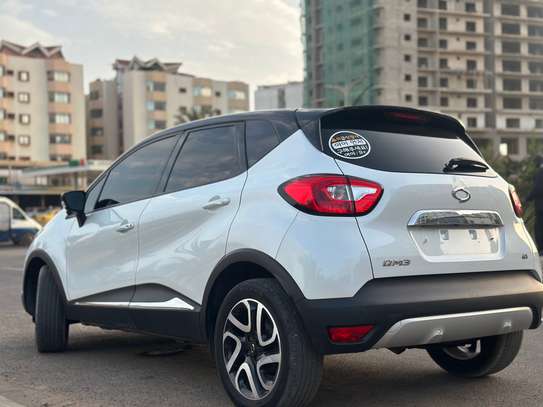 Renault Qm3 2017 image 9