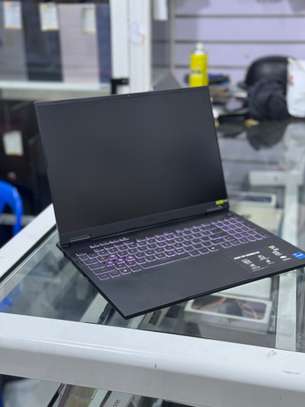 ASUS TUF GAMING RTX5050 image 8