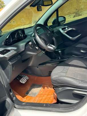 PEUGEOT 2008 année 2016 image 14