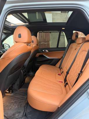 BMW X5 2025 image 8