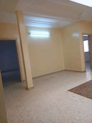 À LOUER au mamelle une villa R+1 Vu sur MER image 9