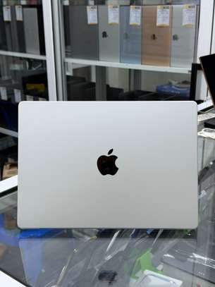 MacBook Pro 2023 M3 image 3