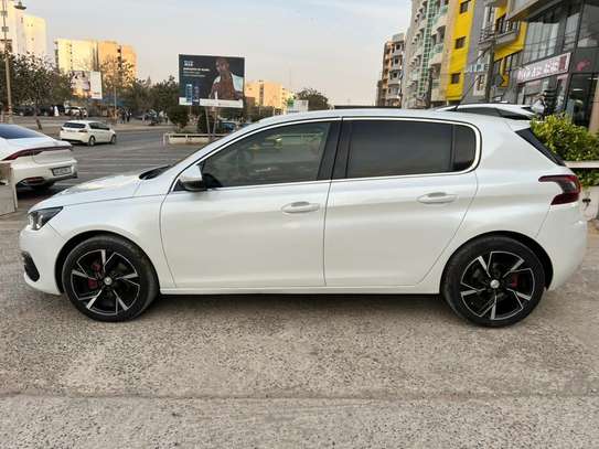 Peugeot 308 2018 image 2