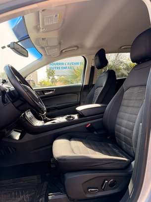 Ford Edge image 5