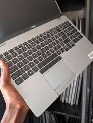 Dell 5501 / i5 10th/ SSD 256gb / 16gb ram image 3