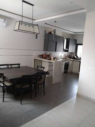 Appt F4 à louer Almadies recasement 1 image 6
