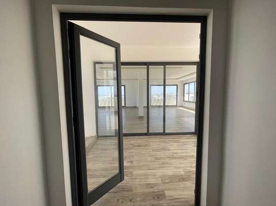 F5 en duplex aux almadies rte du meridien image 2