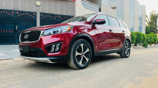 2017 Kia Sorento image 5