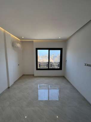 F4 à louer Almadies Recasement 6ème étage image 10