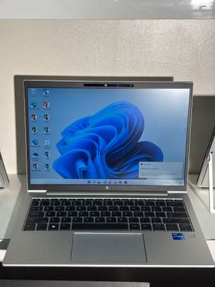 💻 HP ELITEBOOK 830 G10 image 3