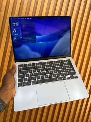 MacBook Air m2 512g ram24 image 3