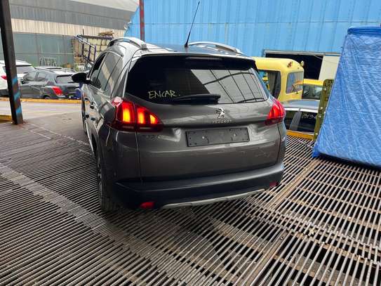 Peugeot 2008 année 2017 image 2