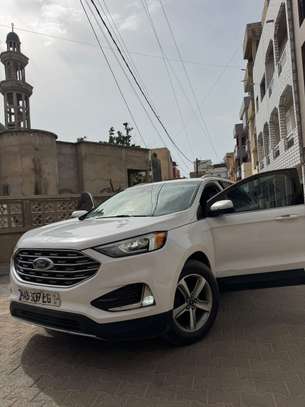 Location de voiture ford edge image 8