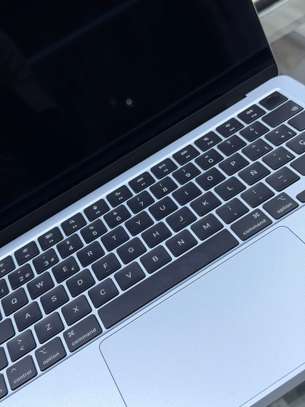 MacBook Air 2025 m4 image 2