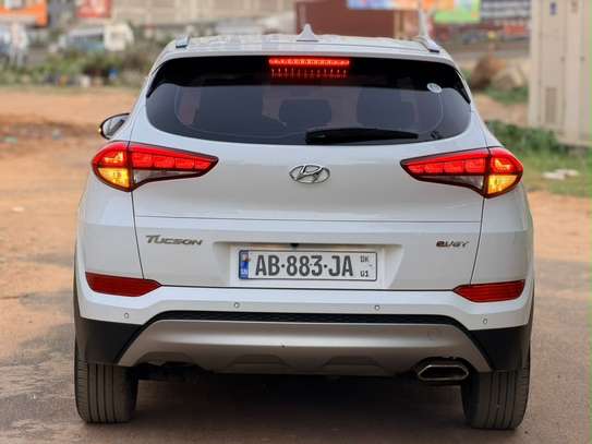 Hyundai Tucson image 4