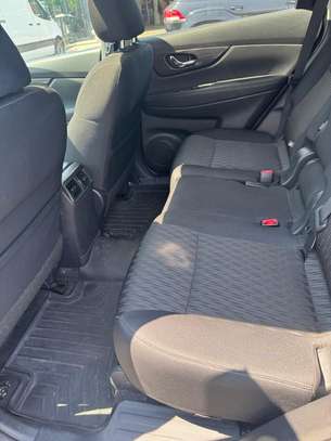 Nissan Rogue 2018 image 4