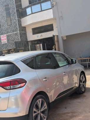 Renault Scrnic 2018 image 8