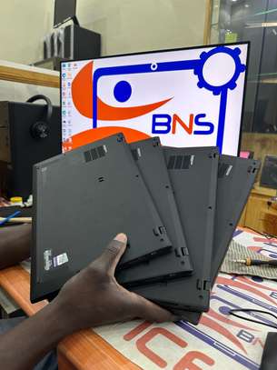 Lenevo Think Pad X1 Carbon i5 10th Gen Gen 8 14 pouce image 5