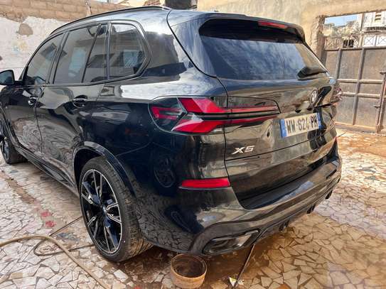 BMW X5 image 2
