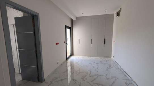 Appartements à louer aux Almadies de grand standing image 10