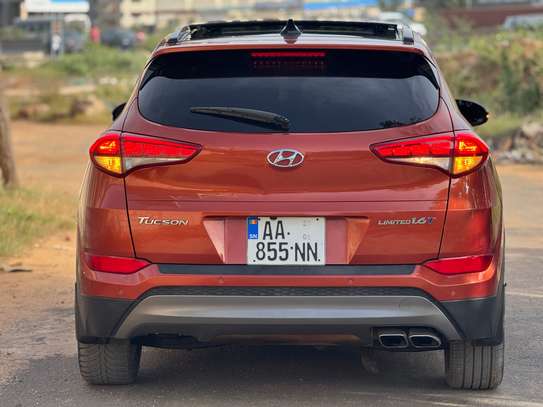 Hyundai Tucson limitéd image 7