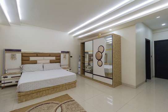 Appartement F5 meublé haut de gamme meublé à louer à Yoff image 6