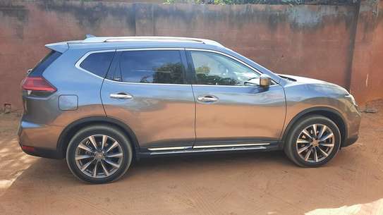 NISSAN X-TRAIL 4X4  7PL image 12