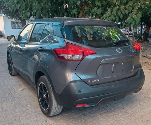 NISSAN KICKS 2020 image 6