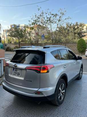 TOYOTA RAV4 2018 image 7