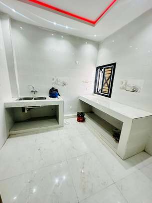 APPARTEMENT F4 À LOUER – ALMADIES RECASEMENT image 8