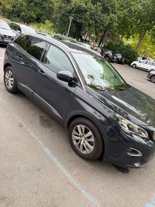 Peugeot 3008 image 3
