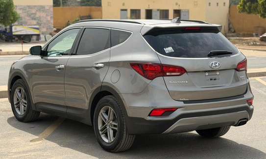 Hyundai Santa Fe Sport 2017 image 3