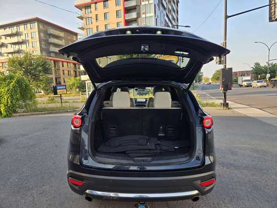 Madaza cx9 2021 signature image 7