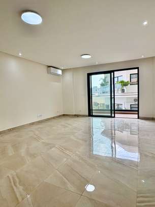 Appartement F4 neuf à louer à Mermoz image 11