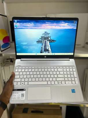 HP Laptop 15 - I3 11e | 8GB RAM | 256 - Tactile image 1