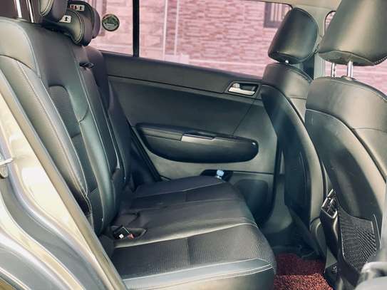 KIA SPORTAGE Venant Diesel image 11