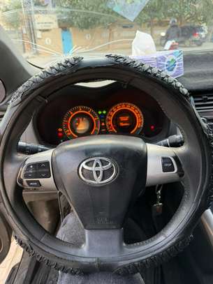 TOYOTA AURIS 2012 image 7
