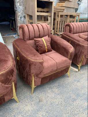 Canapé 3 places velours marron dossier capitonné image 2