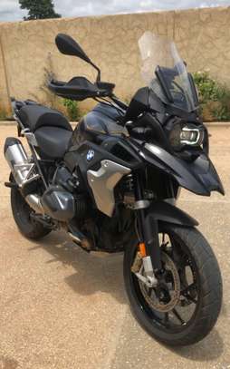 Moto bmw GS 1250 exclusive image 1