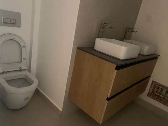 APPARTEMENT F4 A LOUER ALMADIES image 4